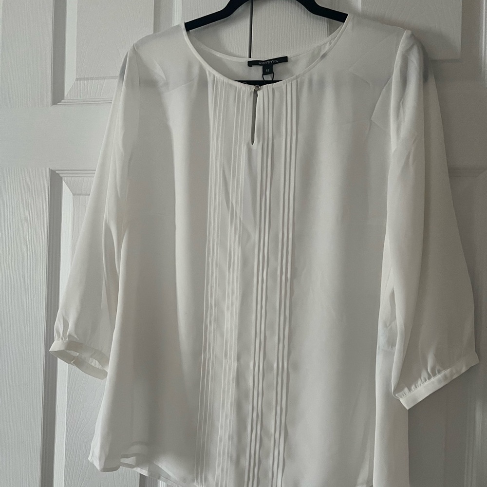 White Pleated 3/4 Sleeve Bib Collar Blouse